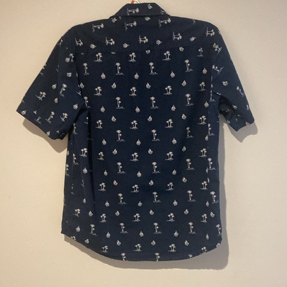 Rustic Blue mens short sleeve navy shirt palm trees and sail boats design large - Picture 2 of 9